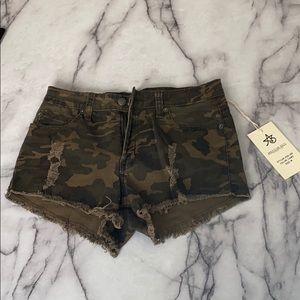 American Bazi Twill Shorts High Rise